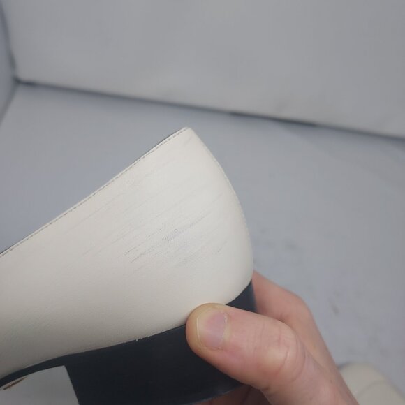 Gucci Marmont GG White Leather Womens Loafer - Picture 15 of 16